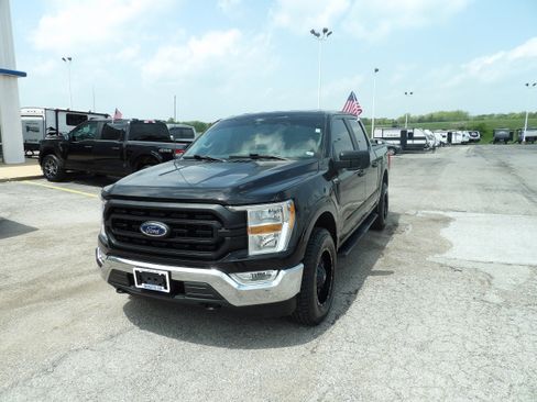 Used 2021 Ford F150 XL w/ Equipment Group 101A High AWD/4WD image 2