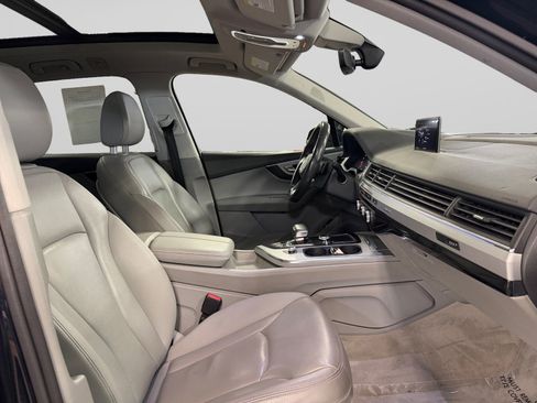 Used 2018 Audi Q7 2.0T Premium Plus AWD/4WD image 22