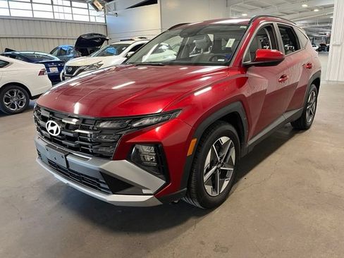 Used 2025 Hyundai Tucson SEL FWD image 7