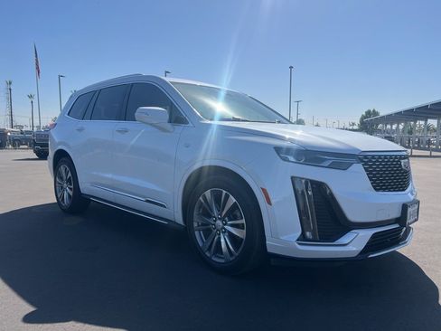 Certified 2024 Cadillac XT6 Premium Luxury FWD image 2