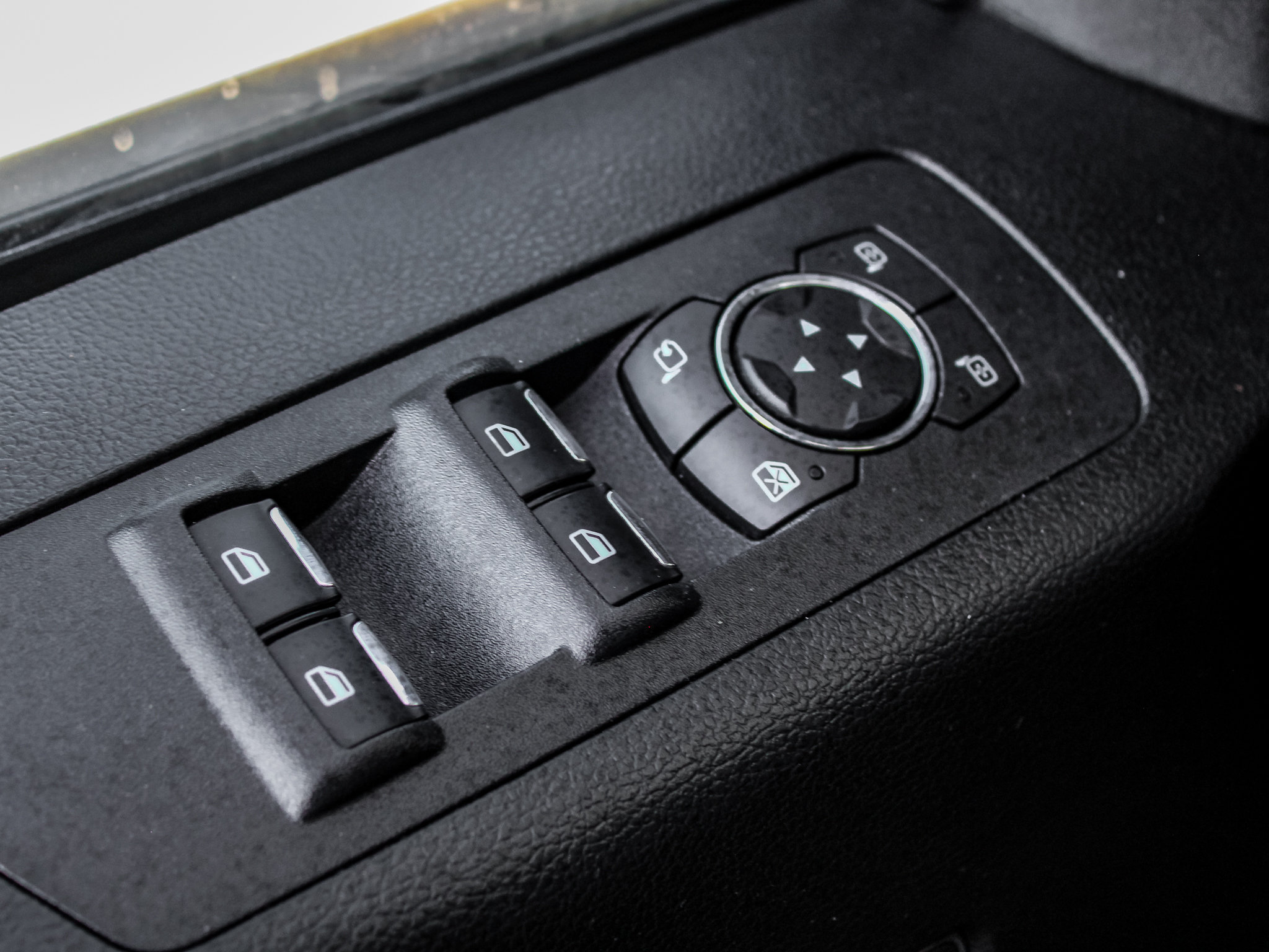 Used 2019 Ford F150 Lariat w/ Equipment Group 502A Luxury AWD/4WD image 35