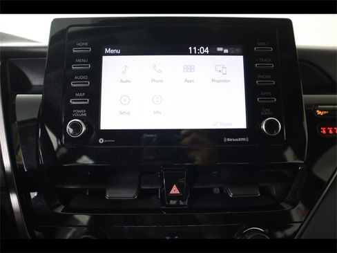 Used 2021 Toyota Camry SE image 27