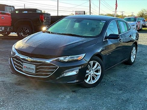 Used 2023 Chevrolet Malibu LT image 2