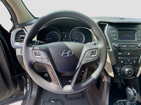 Used 2018 Hyundai Santa Fe Sport image 8