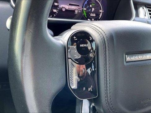 Used 2020 Land Rover Range Rover HSE image 21