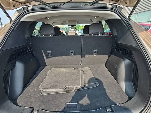 Used 2021 Ford Escape SE image 35