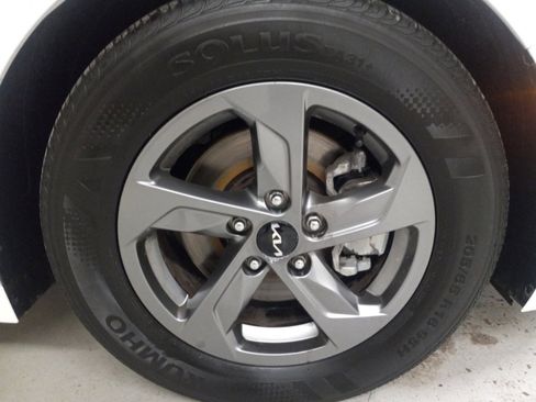 Used 2023 Kia K5 LXS image 4