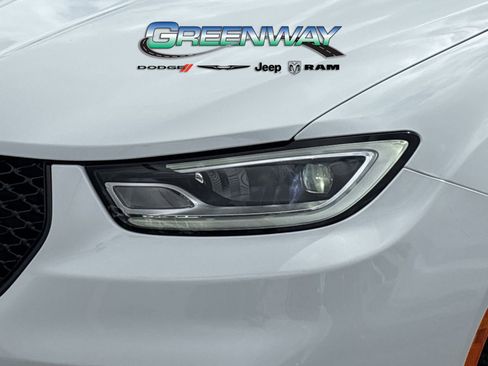 New 2026 Chrysler Pacifica Limited w/ S Appearance Package image 6