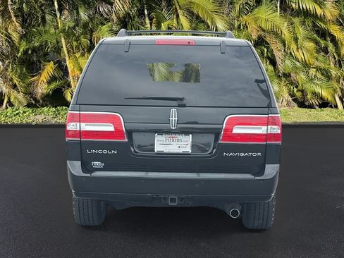 Used 2014 Lincoln Navigator 4WD image 6