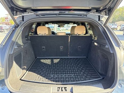 Used 2022 Lincoln Corsair Reserve w/ Equipment Group 201A image 28