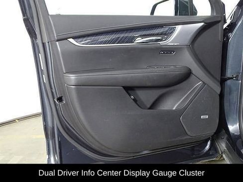 Used 2023 Cadillac XT6 Premium Luxury AWD/4WD image 20