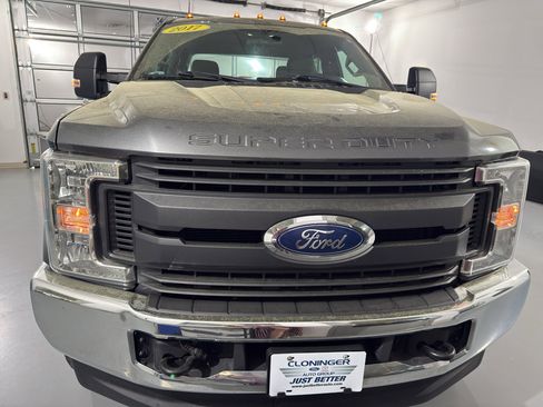 Used 2017 Ford F250 XL w/ Power Equipment Group image 2