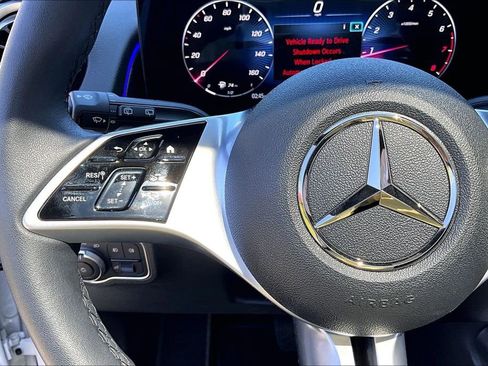 Used 2026 Mercedes-Benz GLB 250 4MATIC image 20