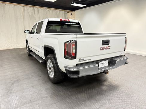 Used 2018 GMC Sierra 1500 SLT w/ SLT Premium Package image 3
