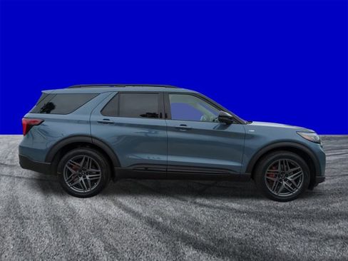 New 2026 Ford Explorer ST-Line w/ ST-Line Street Pack image 3