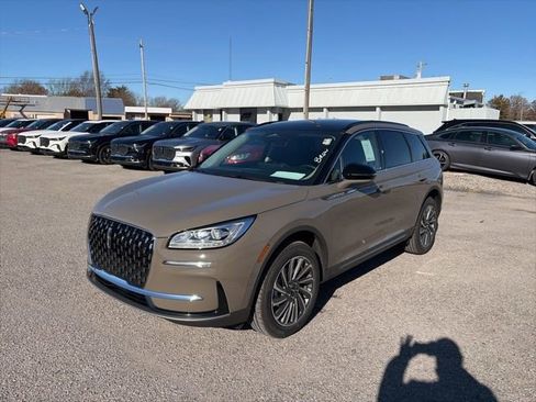 New 2026 Lincoln Corsair Reserve AWD/4WD image 2