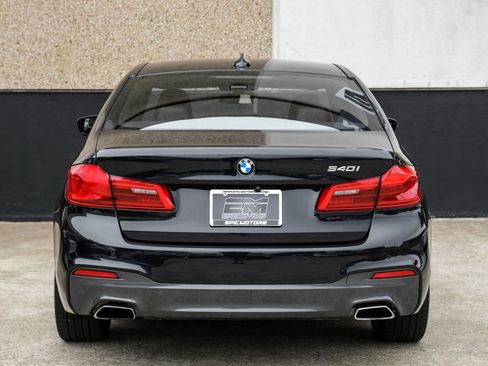 Used 2019 BMW 540i w/ M Sport Package RWD image 9