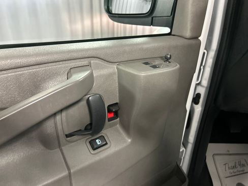 Used 2024 Chevrolet Express 2500 Work Van w/ Driver Convenience Package image 13