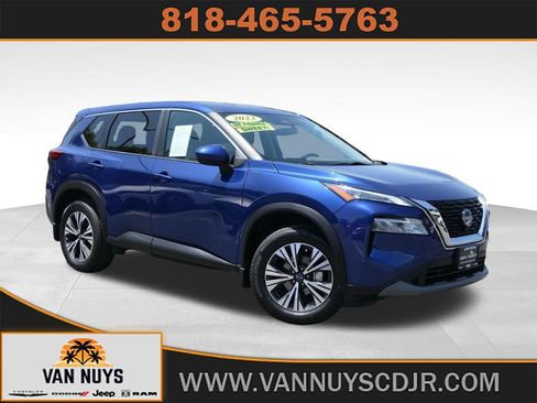 Used 2023 Nissan Rogue SV FWD image 1