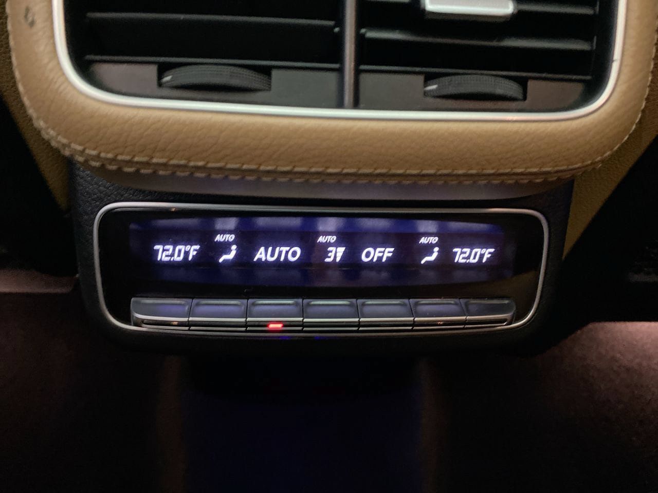 Used 2024 Mercedes-Benz GLS 450 4MATIC image 30