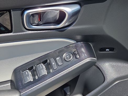 Used 2025 Honda Civic Sport Touring image 13