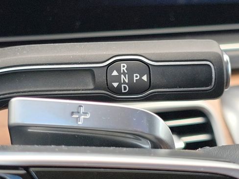Certified 2026 Mercedes-Benz GLE 350 4MATIC image 37