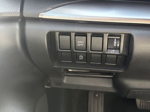 Used 2021 Subaru Forester Premium AWD/4WD image 4