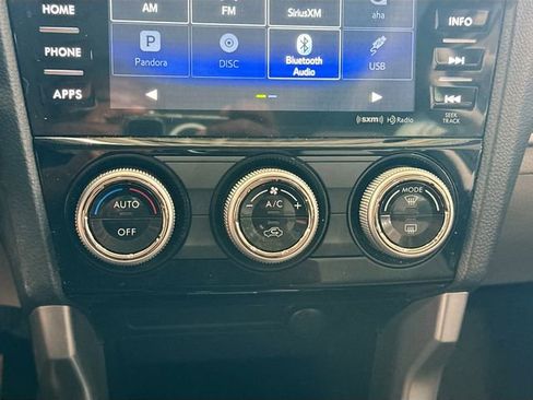 Used 2017 Subaru Forester 2.5i Limited image 16