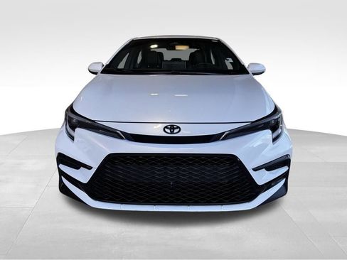 Used 2026 Toyota Corolla XSE image 2
