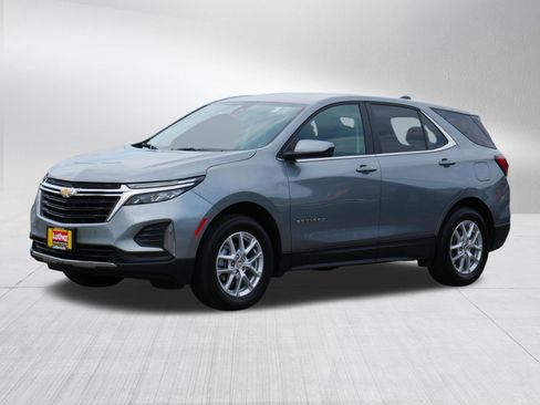 Used 2023 Chevrolet Equinox LT AWD/4WD image 3