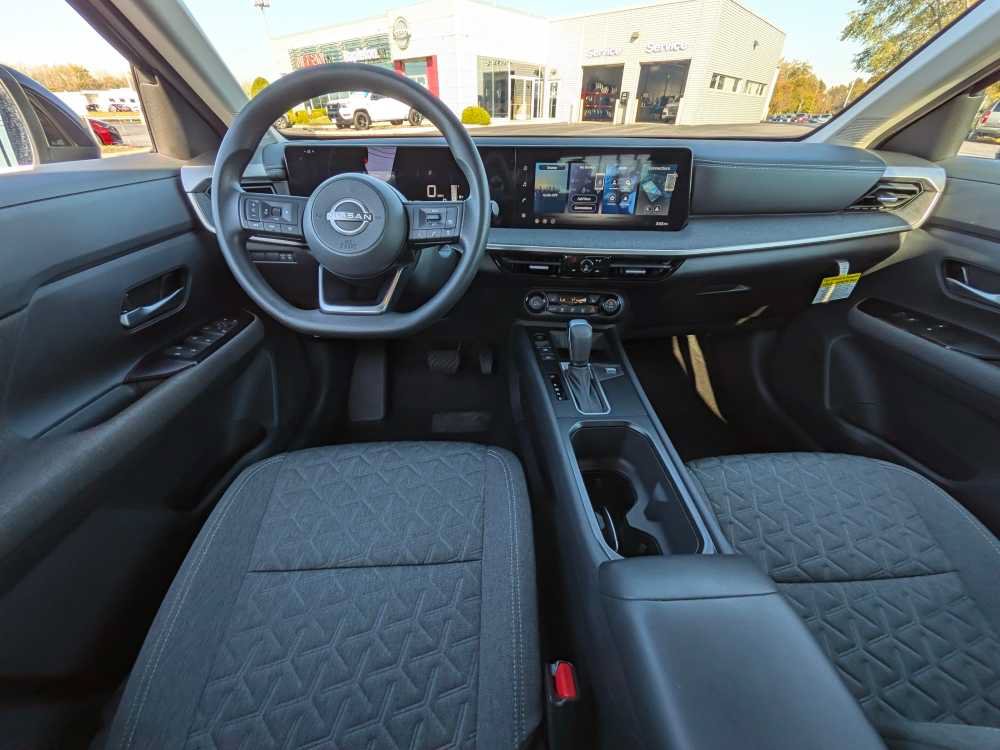 Used 2026 Nissan Kicks SV w/ SV Premium Package AWD/4WD image 10