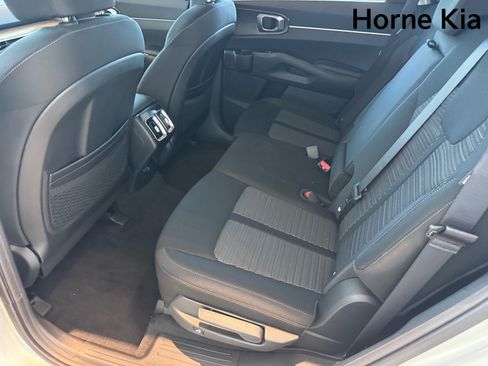 New 2026 Kia Sorento LX FWD image 12