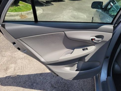 Used 2009 Toyota Corolla LE FWD image 14
