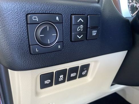Used 2021 Lexus GX 460 Premium AWD/4WD image 24
