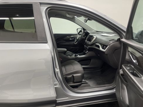 Used 2023 GMC Terrain SLE w/ Driver Convenience Package image 26