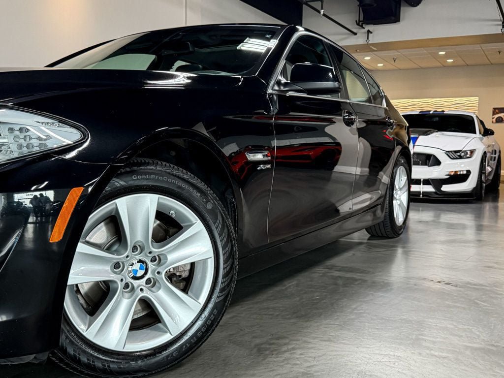 Used 2012 BMW 528i xDrive Sedan AWD/4WD image 82