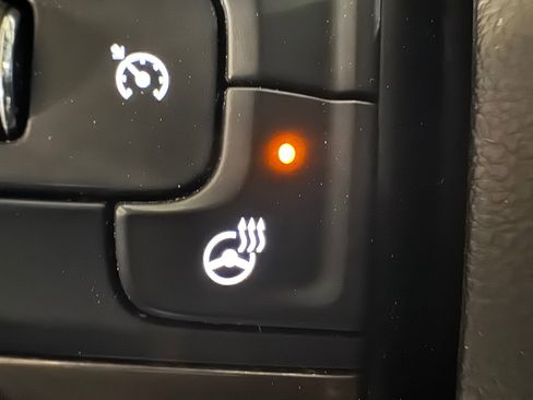 Used 2020 Chevrolet Silverado 2500 High Country w/ Technology Package image 37