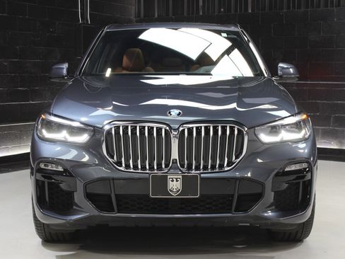 Used 2021 BMW X5 xDrive40i w/ M Sport Package image 6