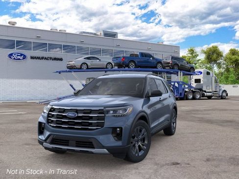 New 2026 Ford Explorer Active w/ Active Comfort Package AWD/4WD image 2