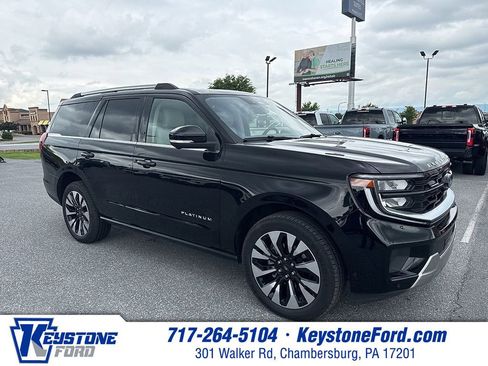 Certified 2025 Ford Expedition Platinum w/ Driver's Package AWD/4WD image 1