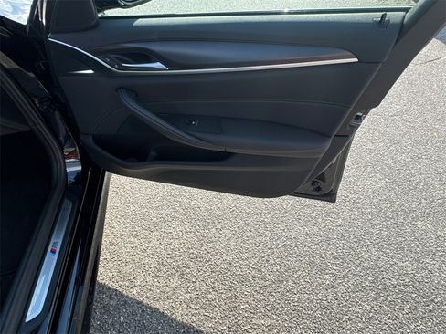 Used 2023 BMW 530i w/ M Sport Package image 14