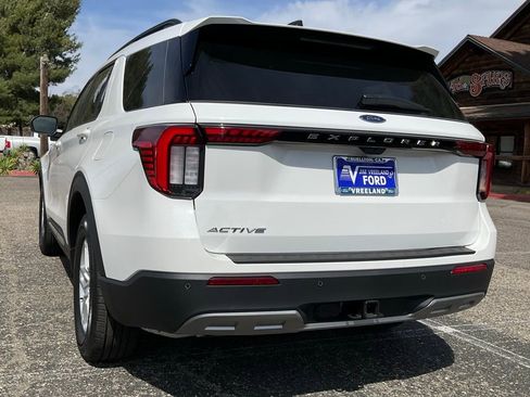 New 2026 Ford Explorer Active w/ Active Comfort Package image 61