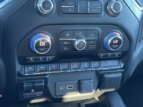 Used 2019 GMC Sierra 1500 AT4 w/ AT4 Premium Package image 25