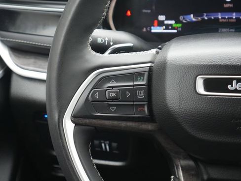 Used 2023 Jeep Grand Cherokee 4WD 4xe w/ Luxury Tech Group II image 19