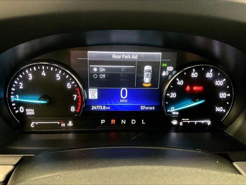 Used 2023 Ford Explorer XLT w/ Equipment Group 202A AWD/4WD image 19