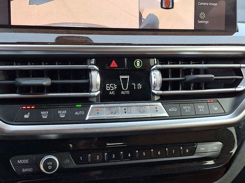 Used 2023 BMW X3 xDrive30i w/ Premium Package image 18