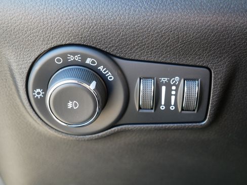Used 2025 Jeep Compass Limited w/ High Altitude Package AWD/4WD image 26