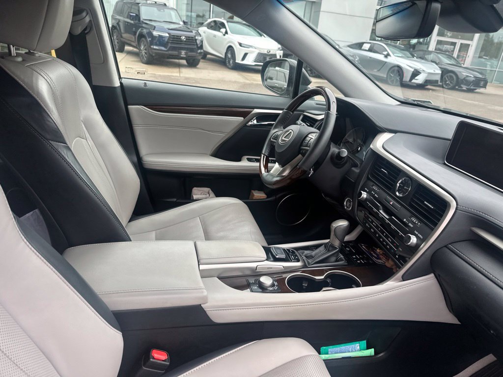 Used 2019 Lexus RX 350 AWD w/ Navigation Package image 21