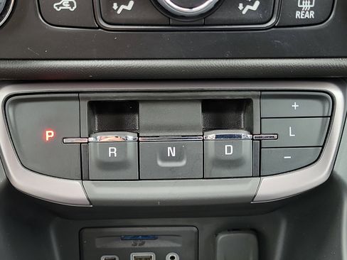Used 2024 GMC Terrain AT4 w/ LPO, 'HIT The Road' Package AWD/4WD image 16