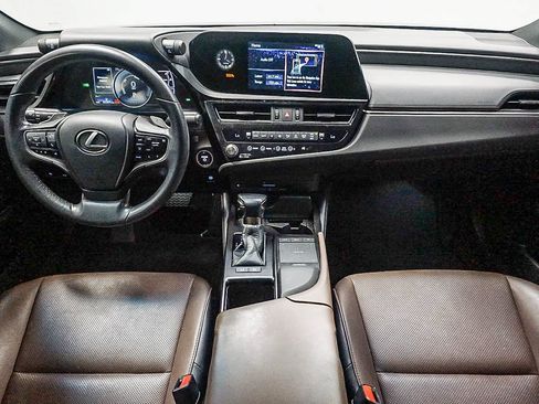 Used 2022 Lexus ES 300h w/ Accessory Package 2 FWD image 13